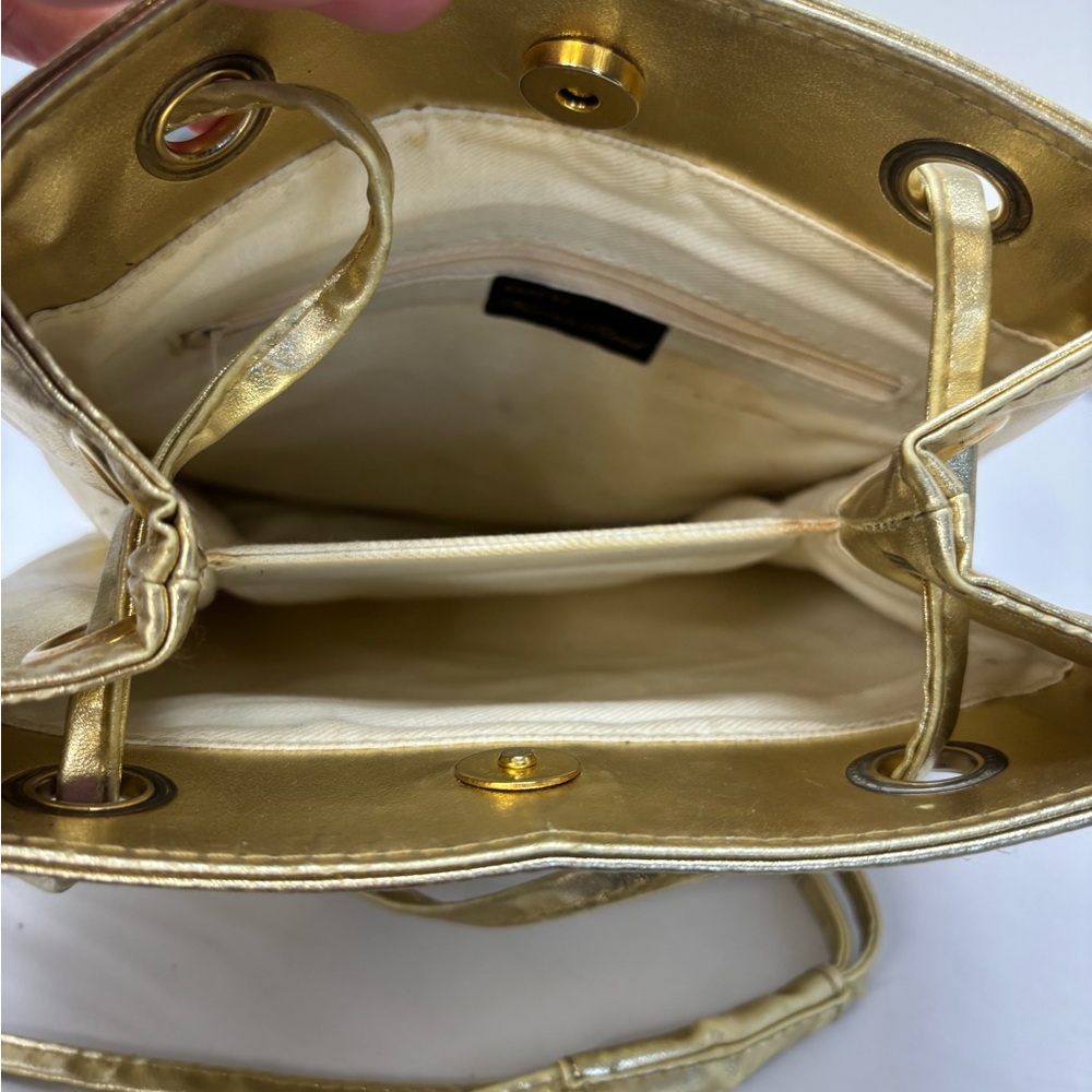 Warren Reed Women’s Gold Purse White Pearl Embellishments Double Strap Vintage ￼ - Picture 3 of 8